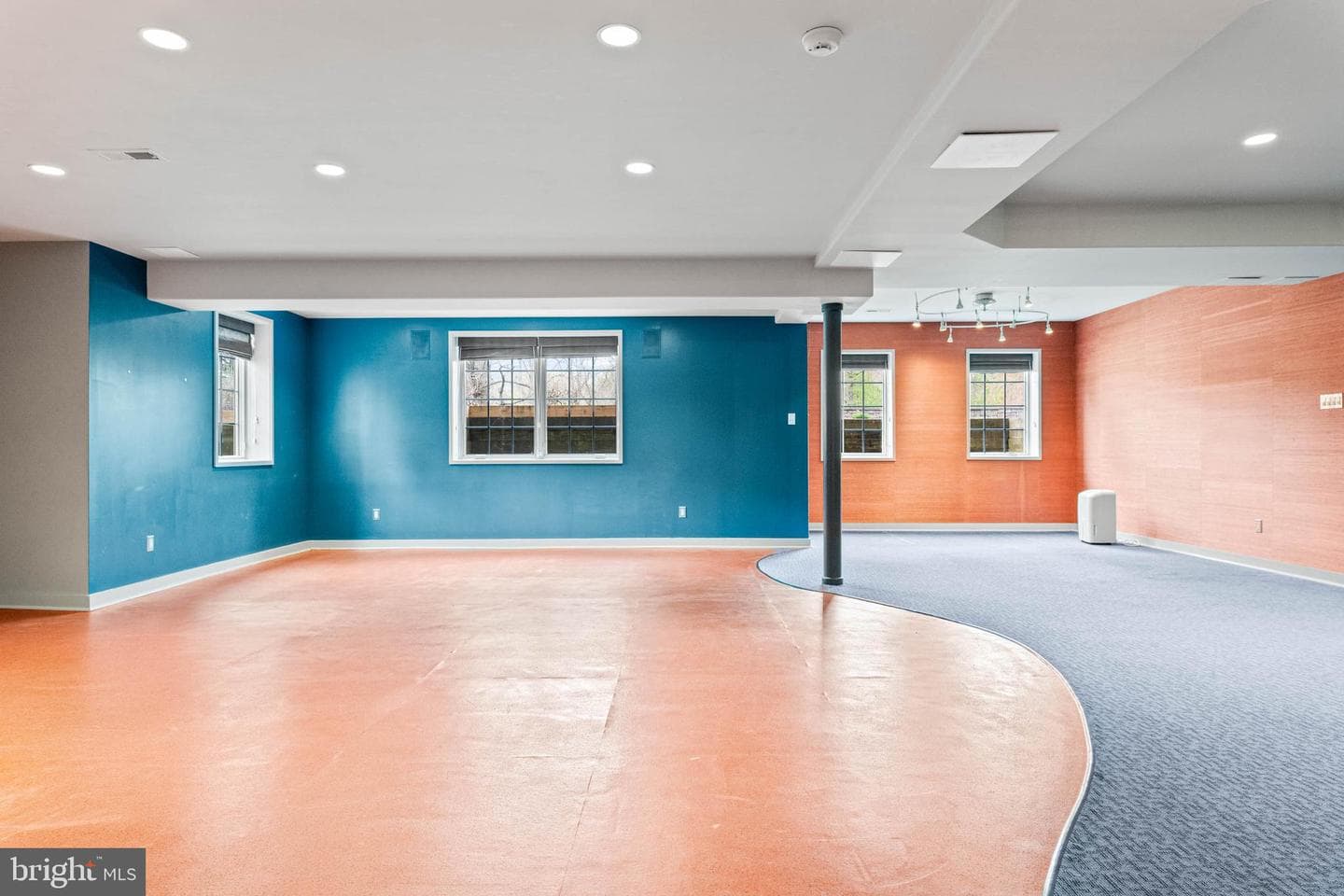 607 Newtown Road photo 68