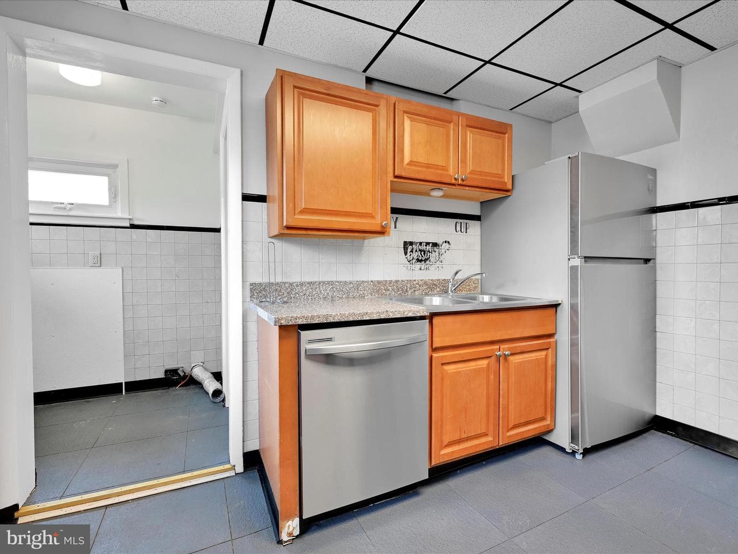338 Charles Street photo 14