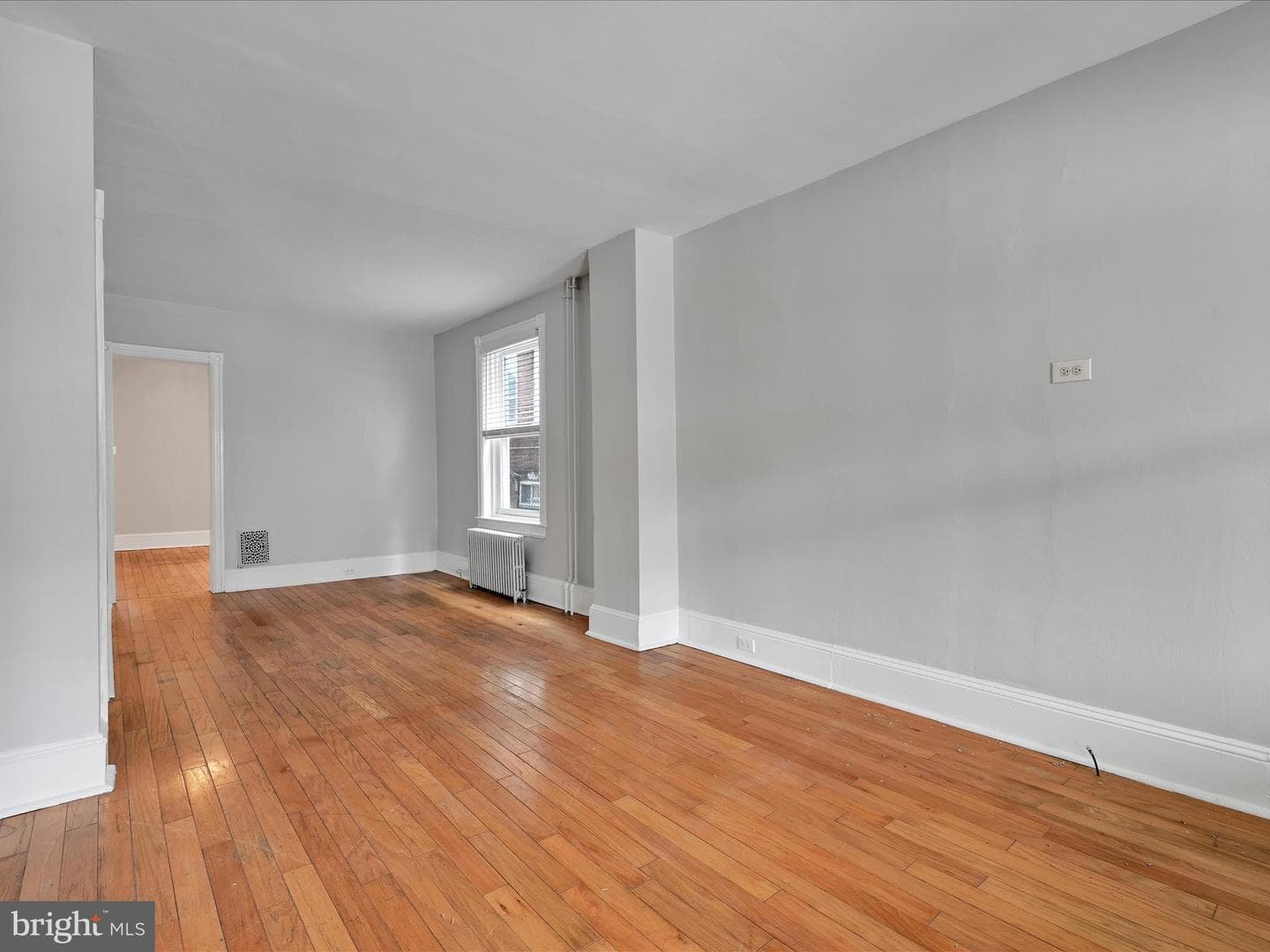 338 Charles Street photo 7
