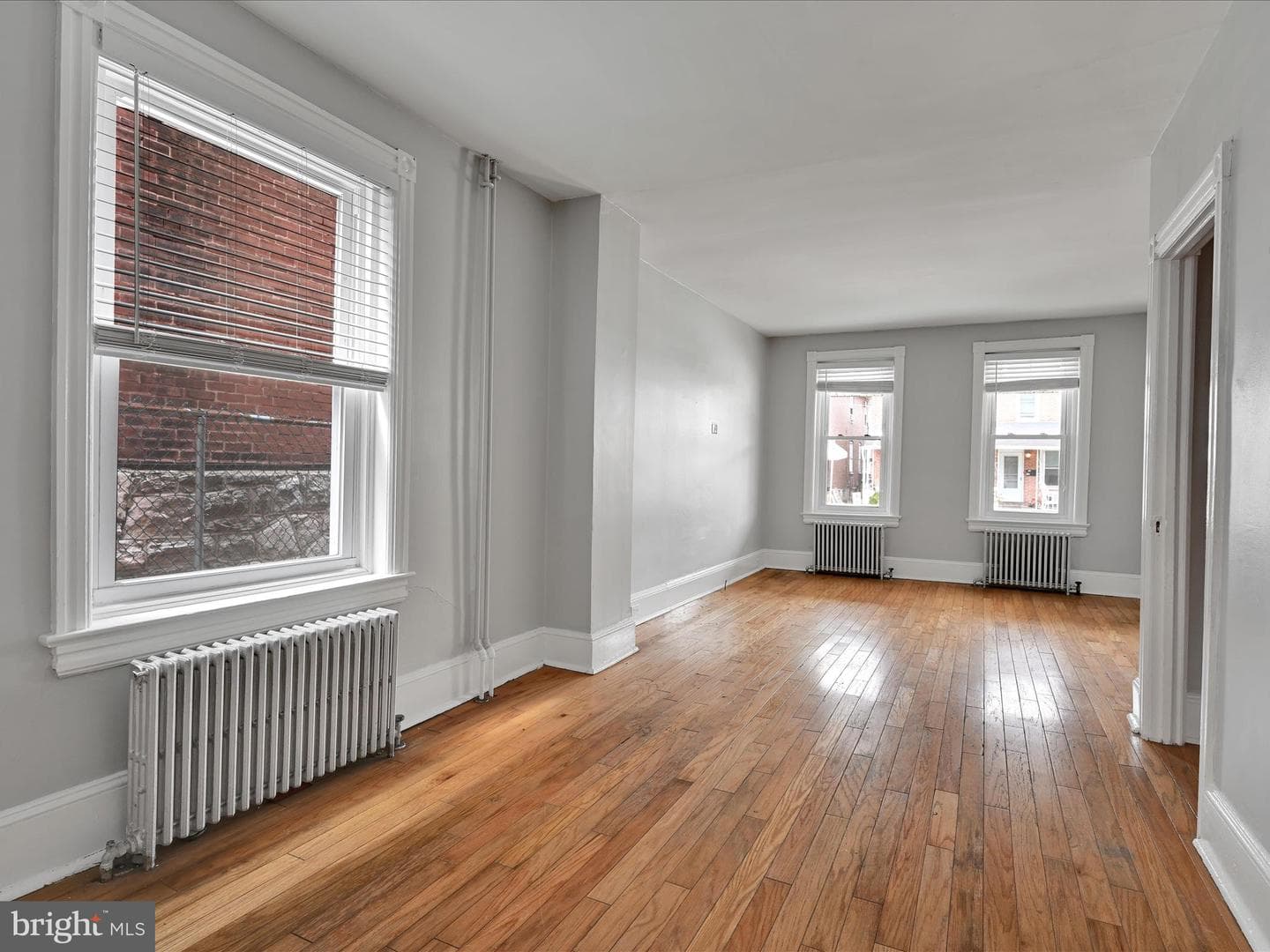 338 Charles Street photo 9