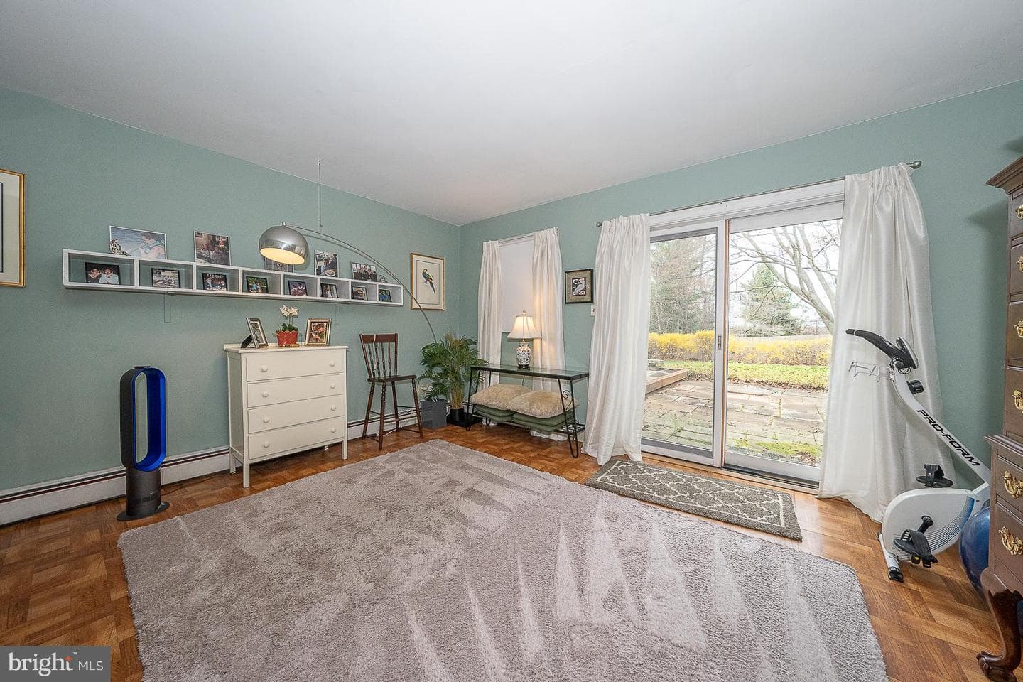104 Beacon Drive E photo 25