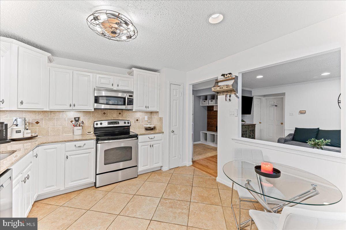 28 Hopkinson Court photo 14