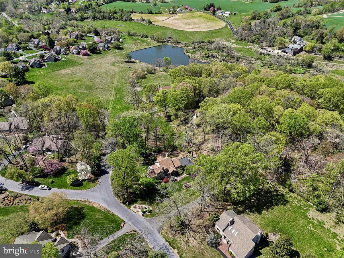 19 White Clay Drive photo 57
