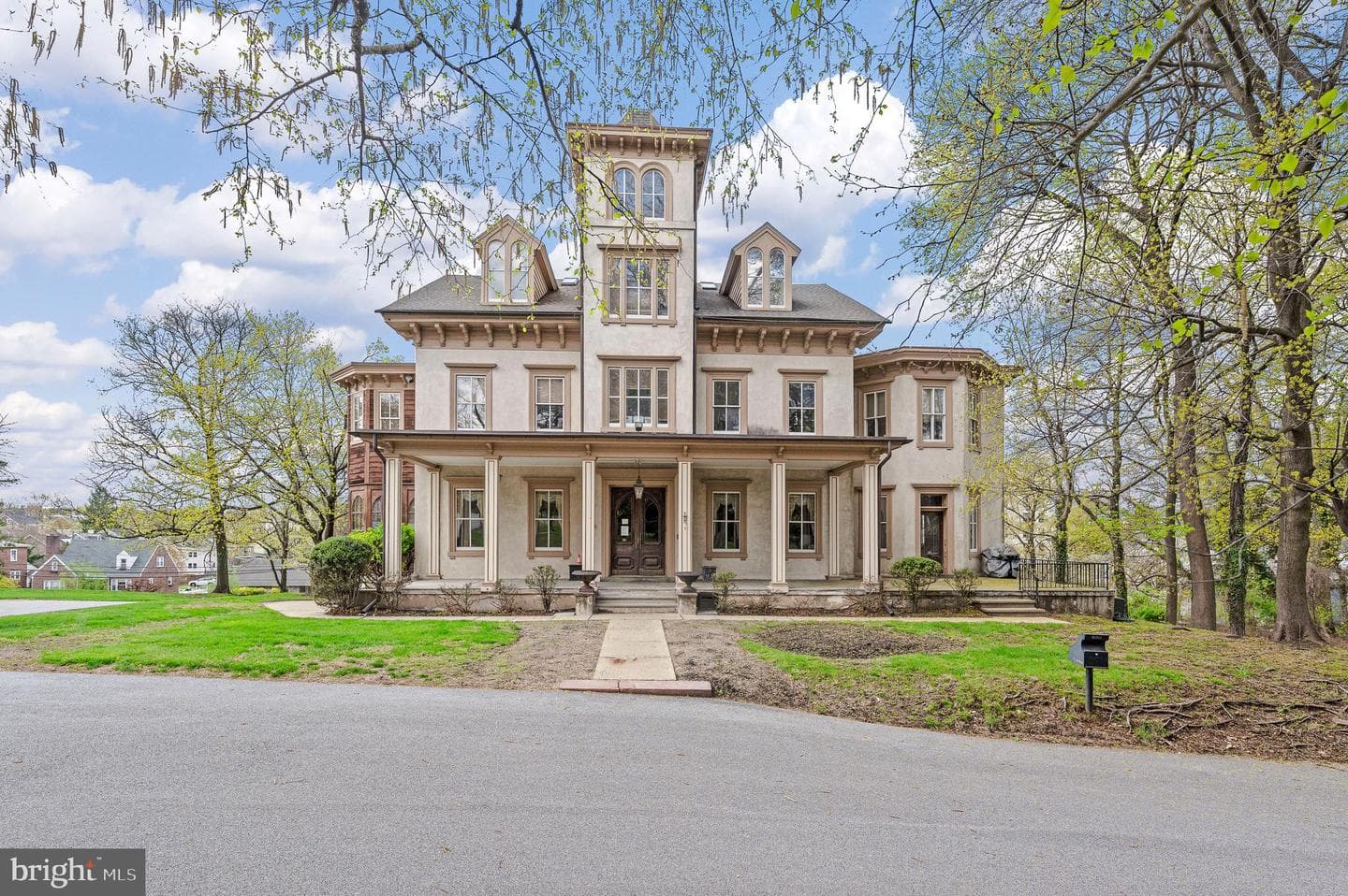 99 Starr Street photo 1