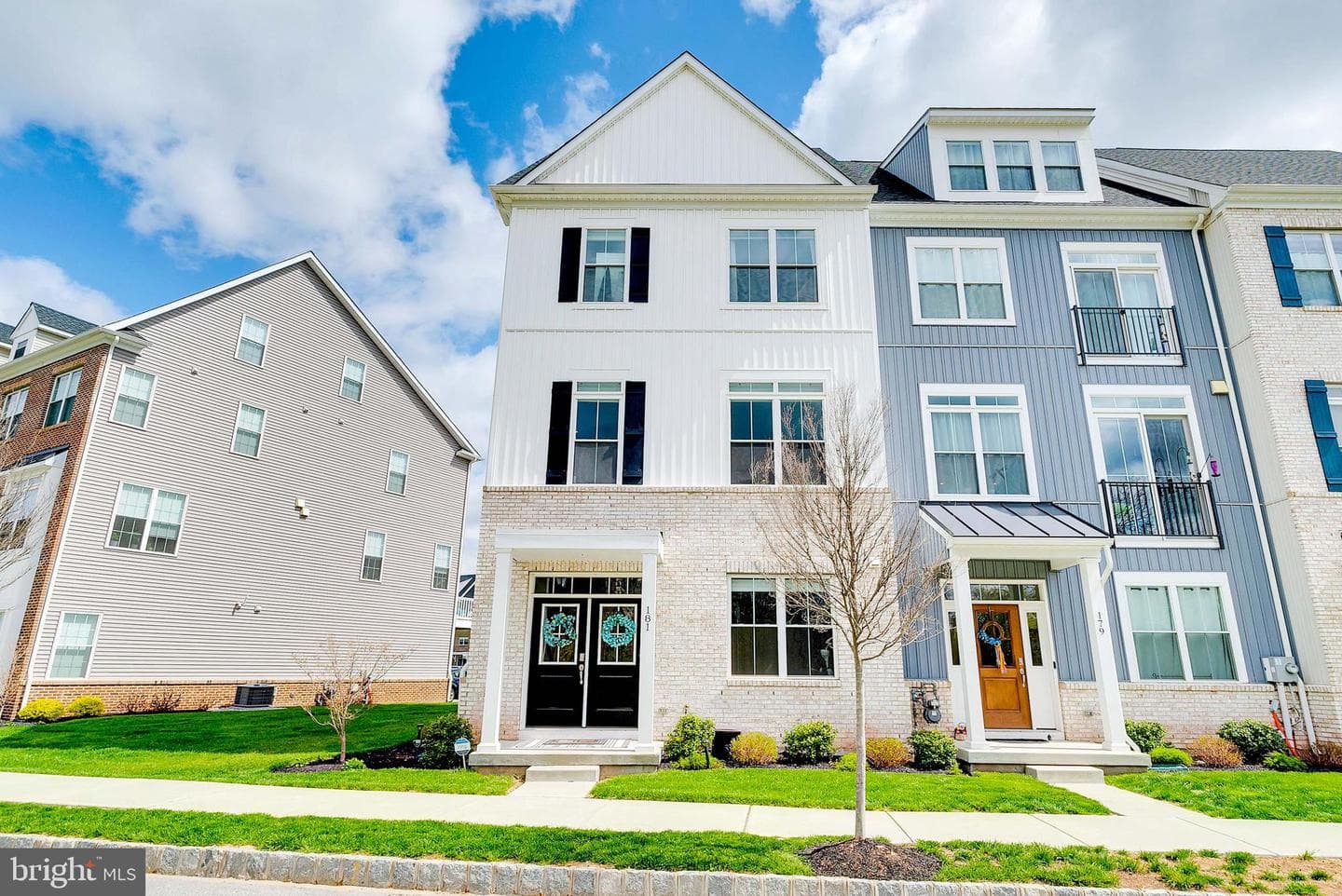181 Smithworks Boulevard photo 1