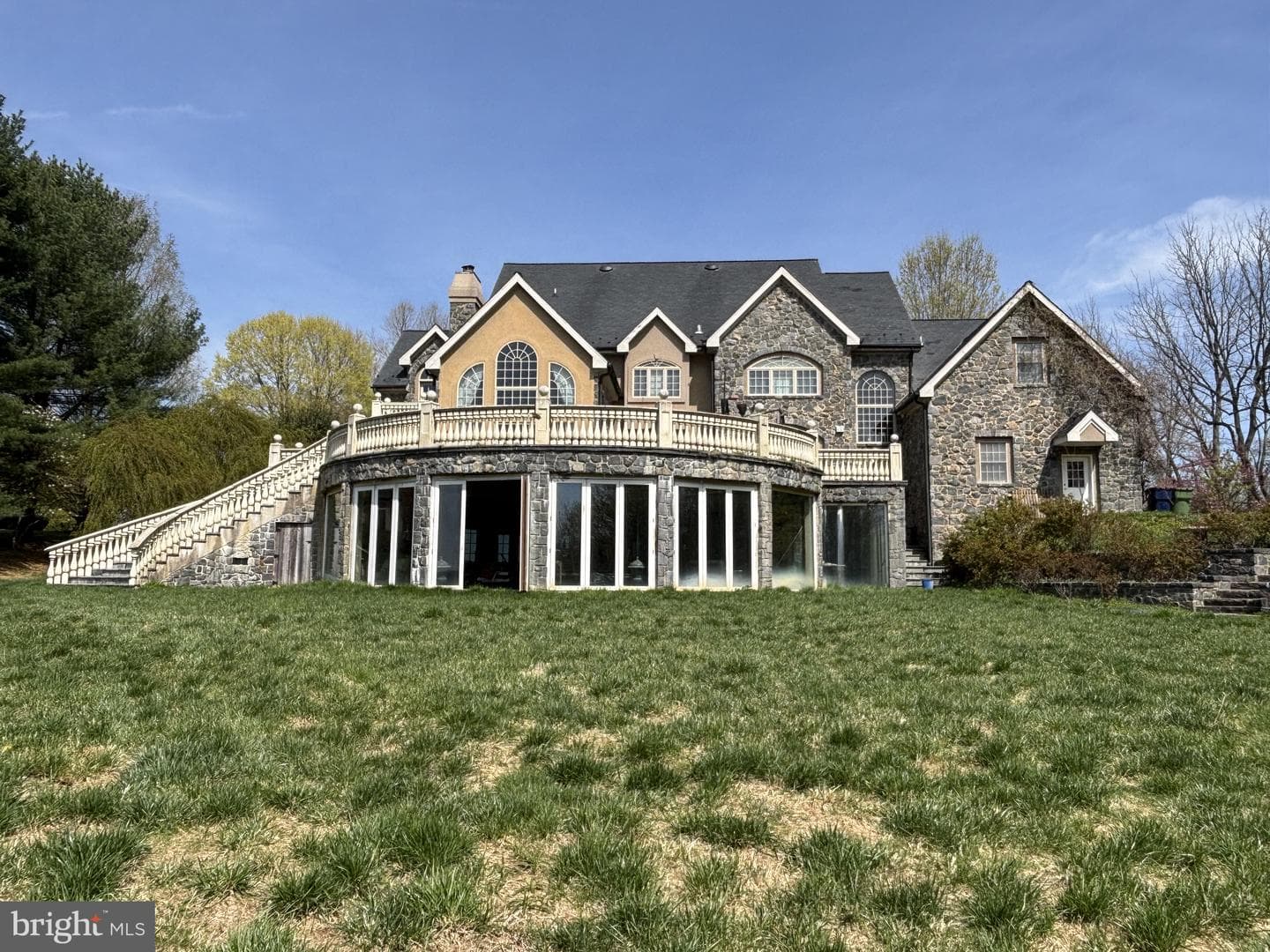 40 Nivin Lane photo 8