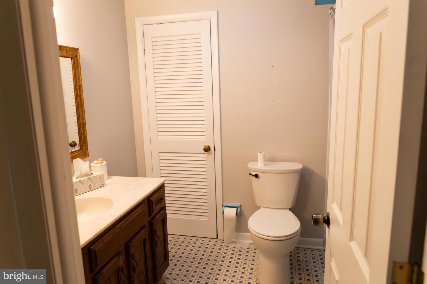 403 Leslie Lane photo 14