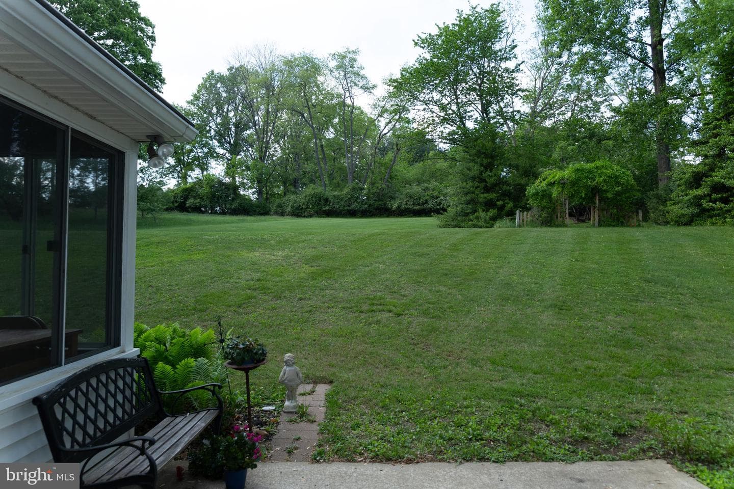 403 Leslie Lane photo 7
