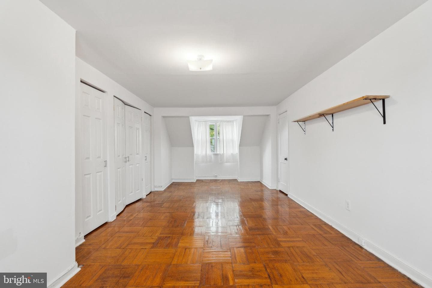 1157 Callowhill Street photo 17