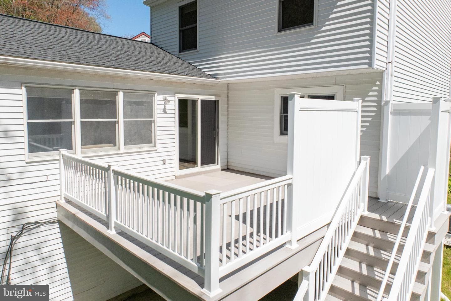 1422 Henry Drive photo 4