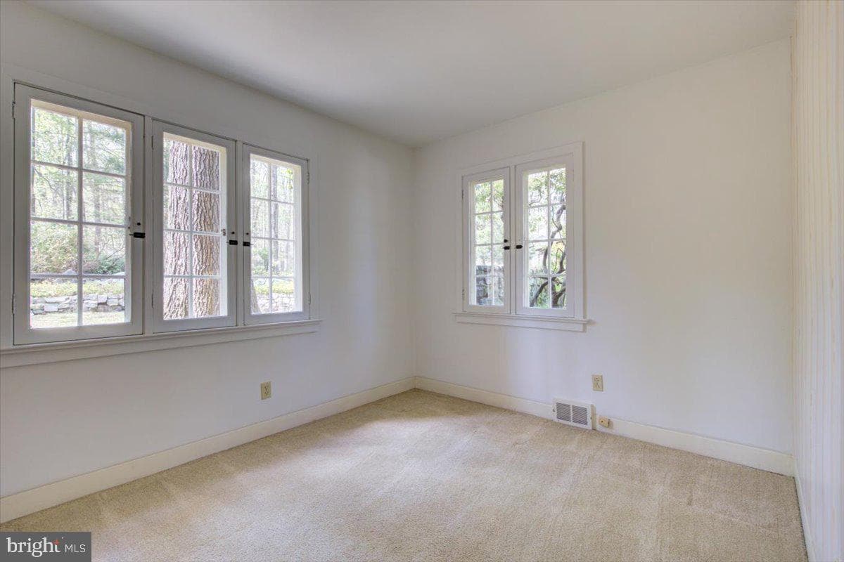560 Clothier Springs Road photo 31