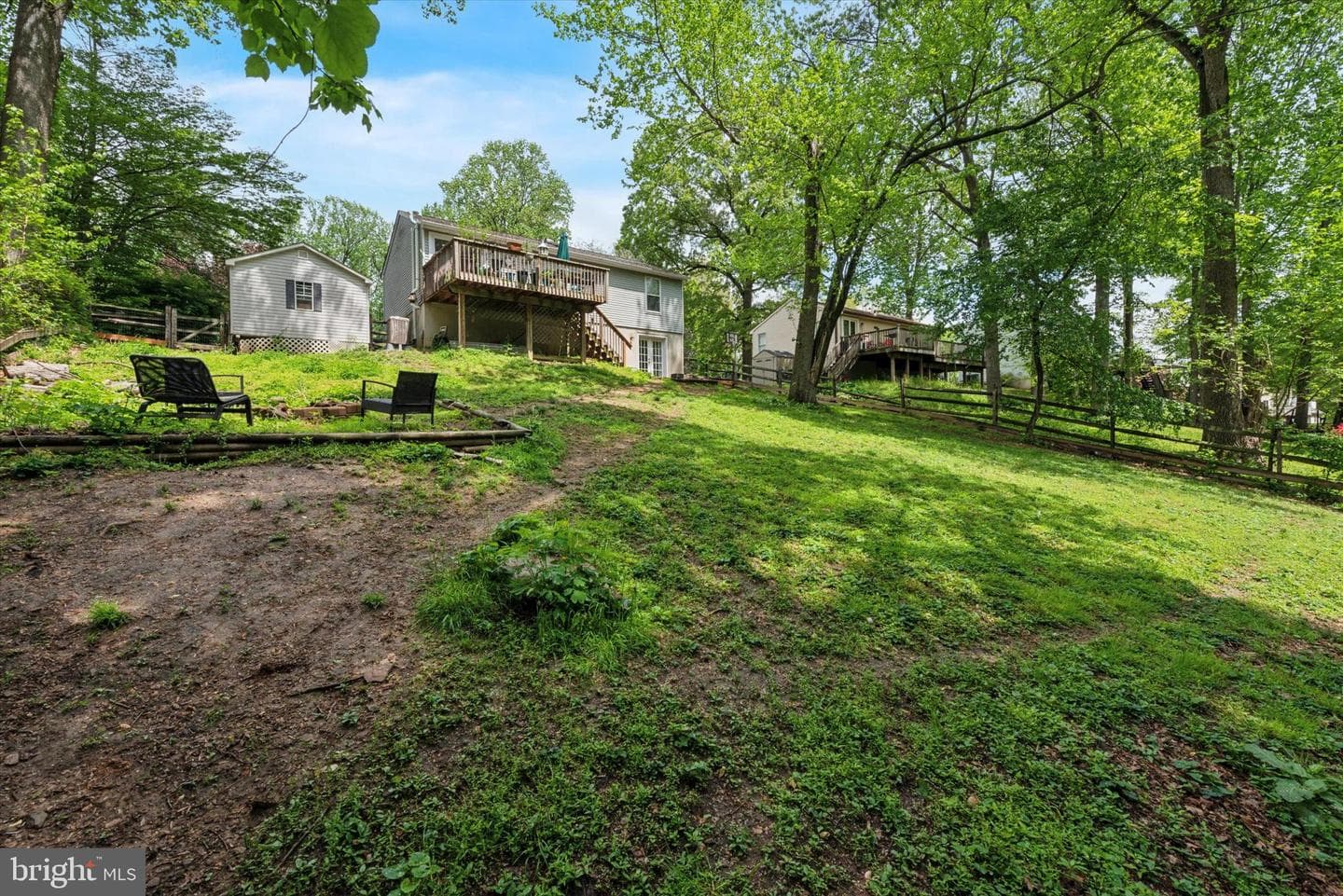 611 Morgan Drive E photo 14