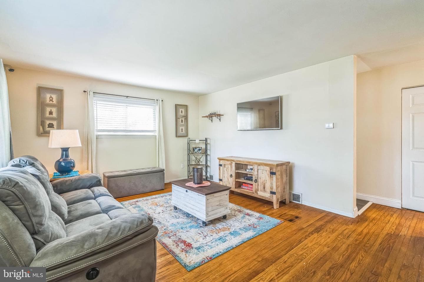 34 Penn Avenue photo 13