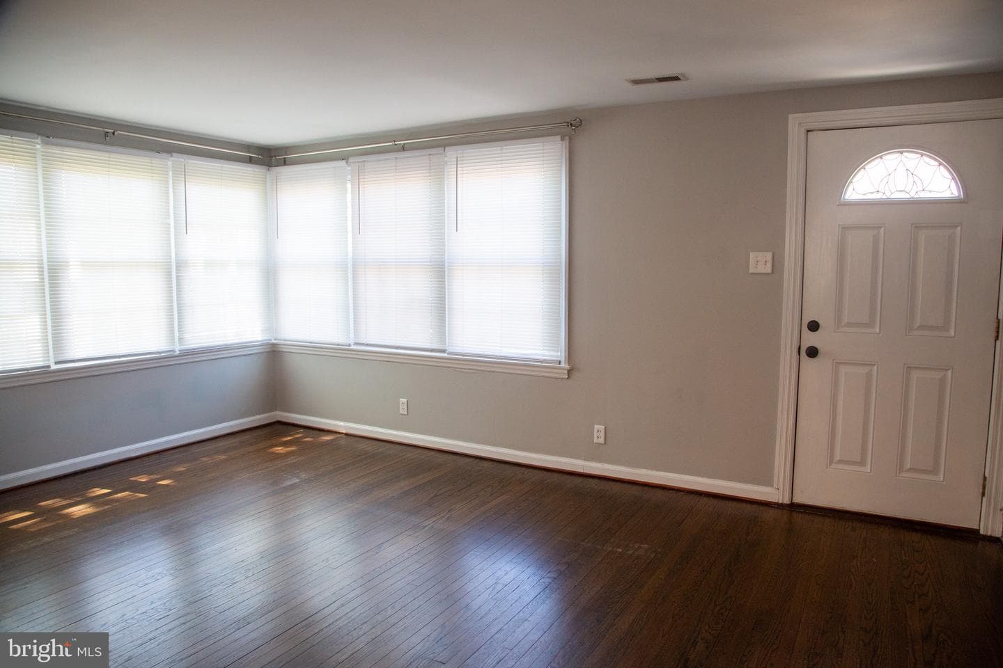 407 Virginia Avenue photo 6