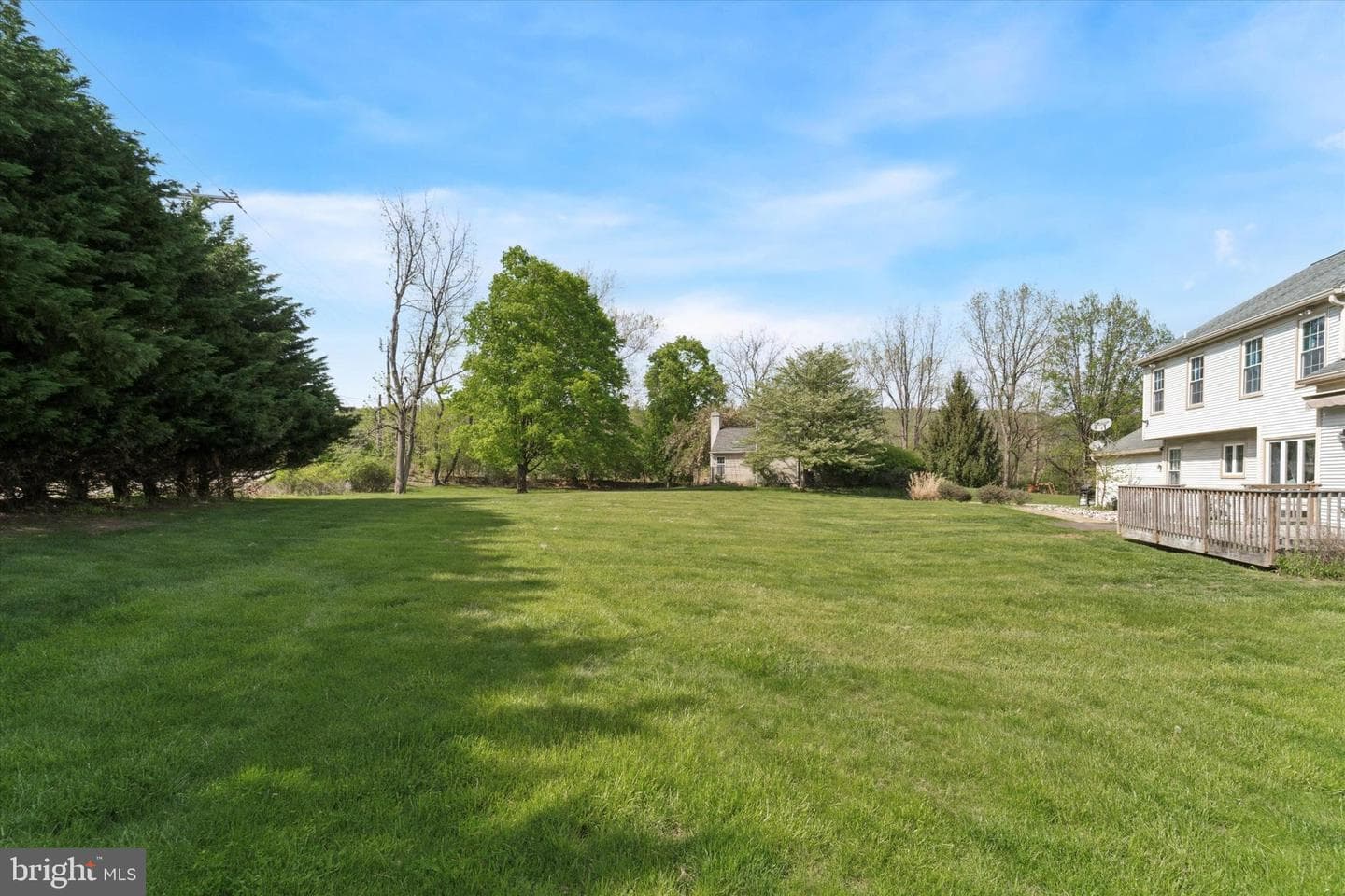 1098 Armstrong Court photo 21