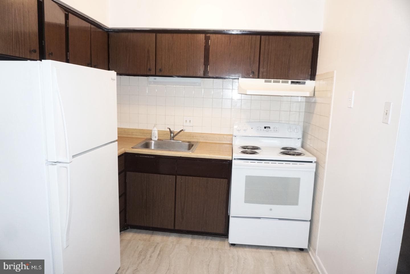 335 E Lancaster Avenue #d21 photo 3