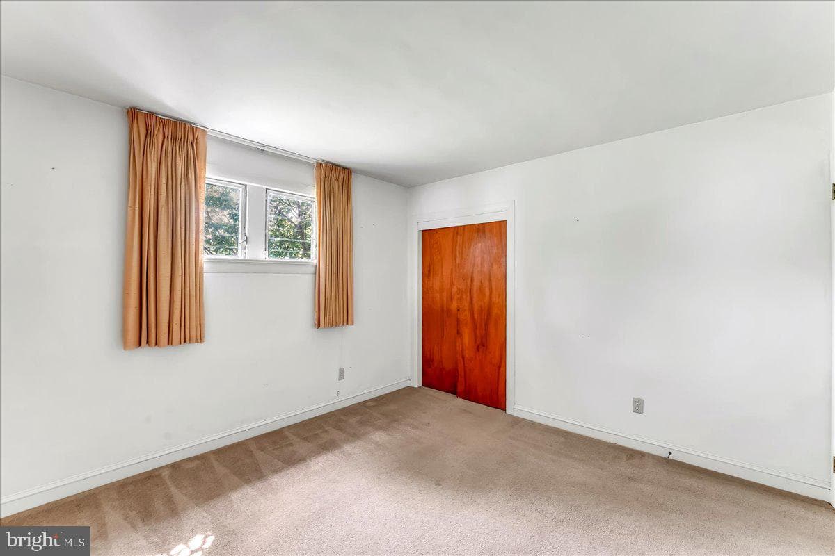 1541 Overhill Road photo 13