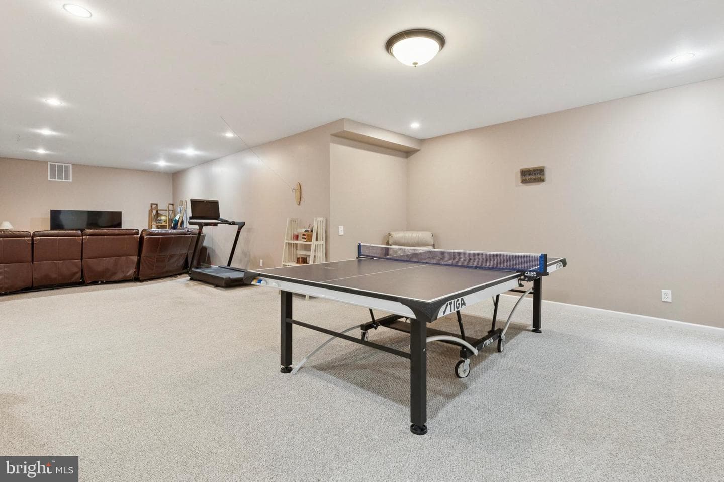 162 Applegate Drive photo 38