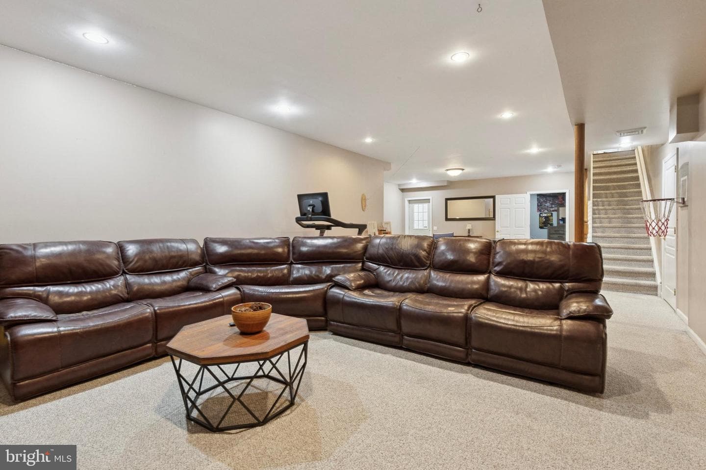 162 Applegate Drive photo 40