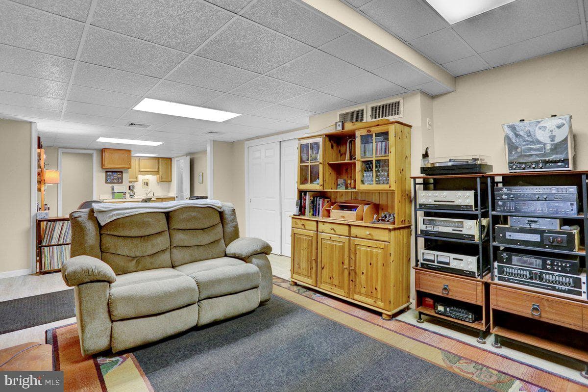 198 Bard Road photo 32