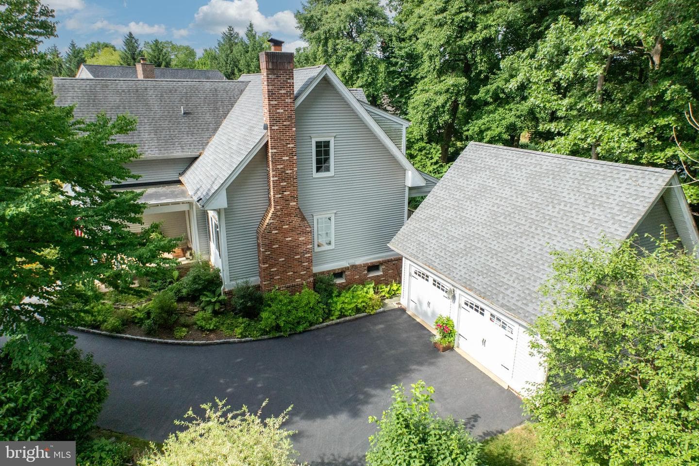 637 Huntington Drive photo 48