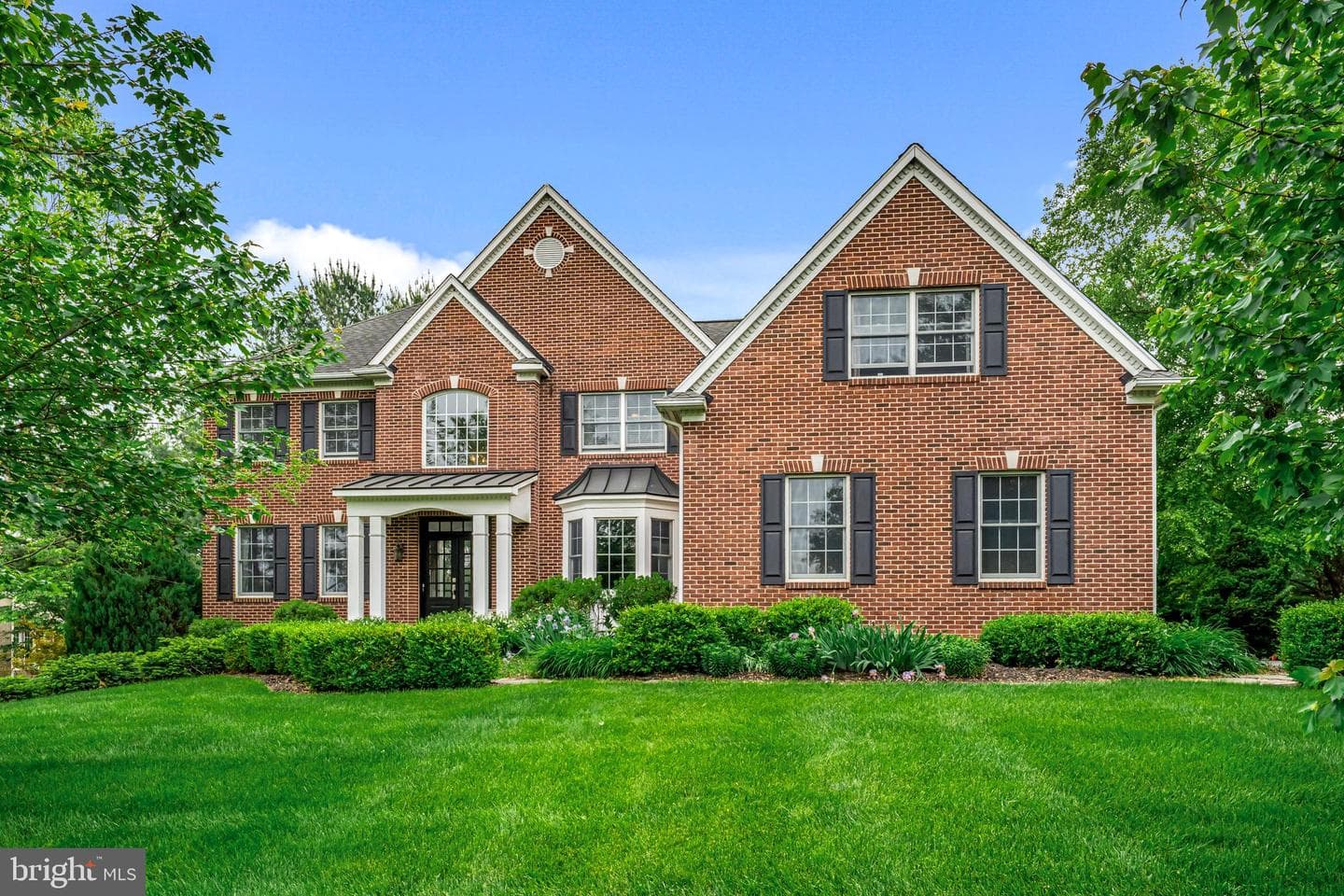 115 Hartefeld Drive photo 2