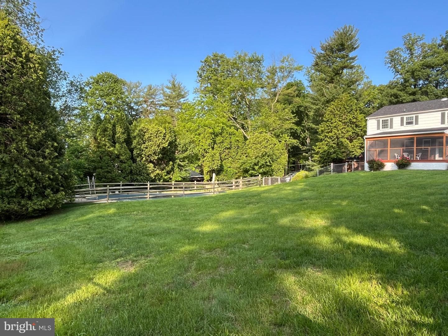 328 Caswallen Drive photo 5