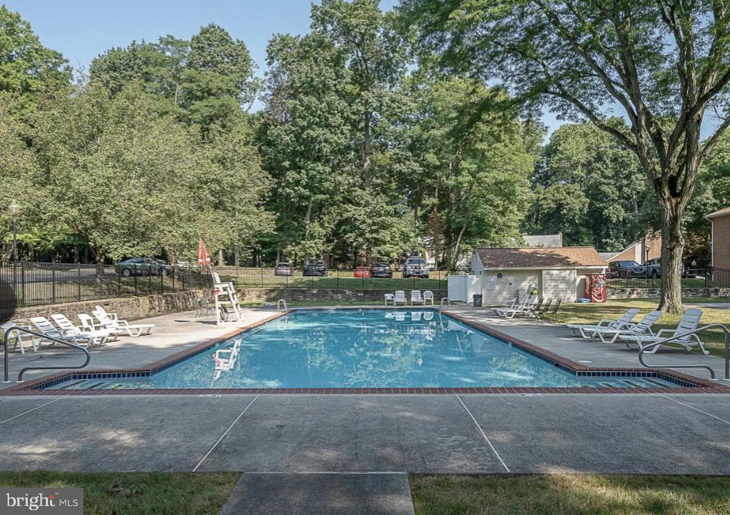 500 Campbell Circle #h11 photo 12