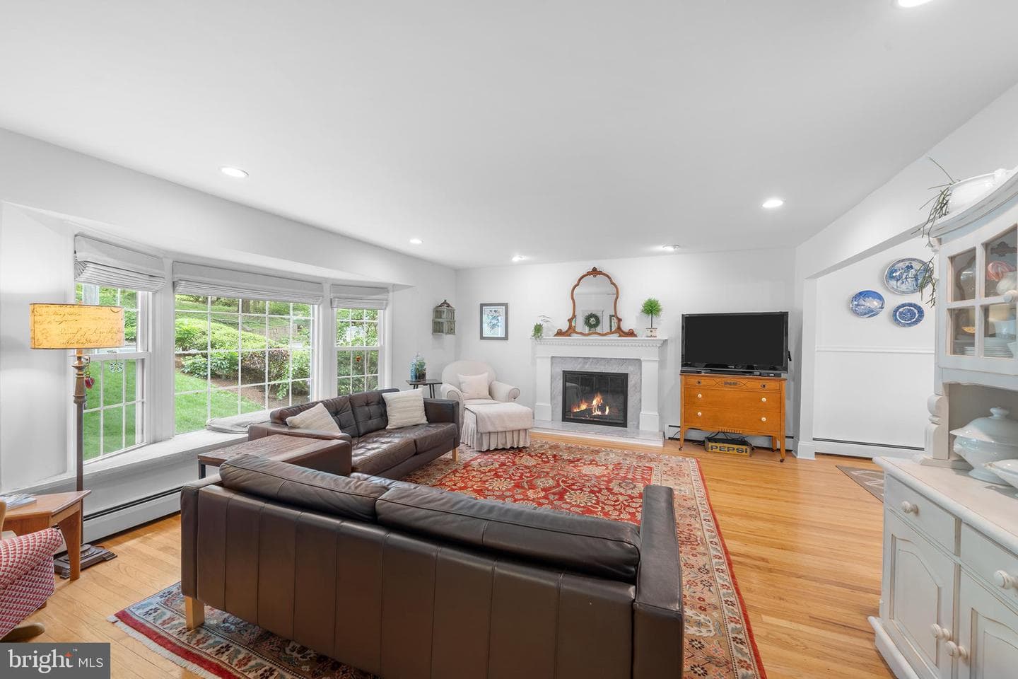 1579 Russell Road photo 4