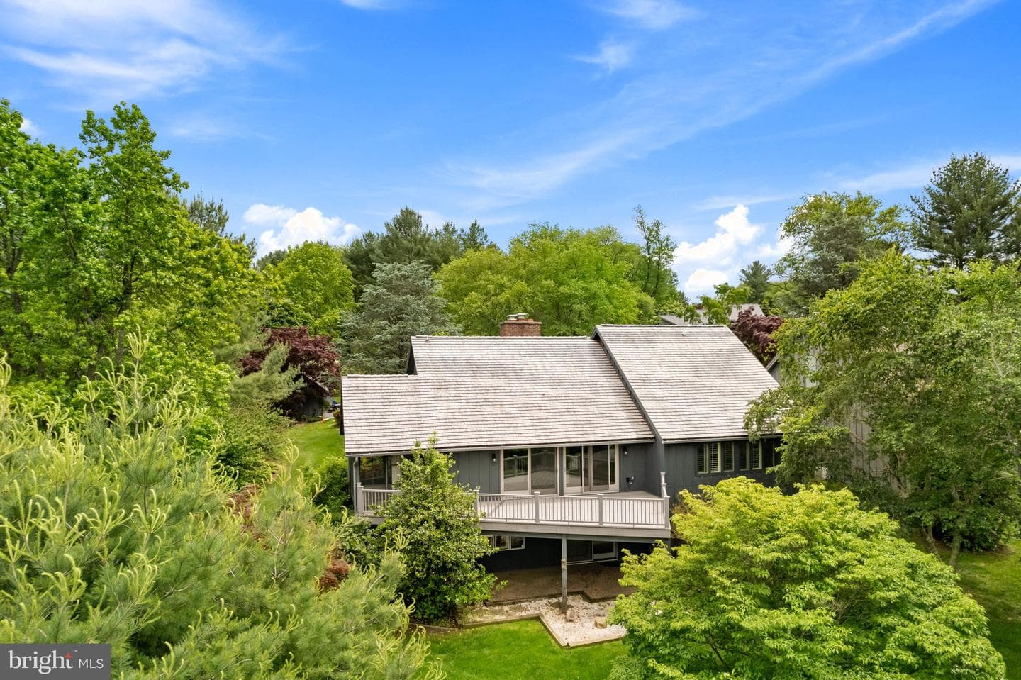 35 Southridge Drive photo 2