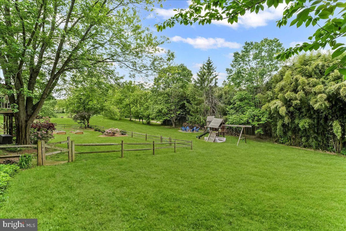 11 White Oak Drive photo 45