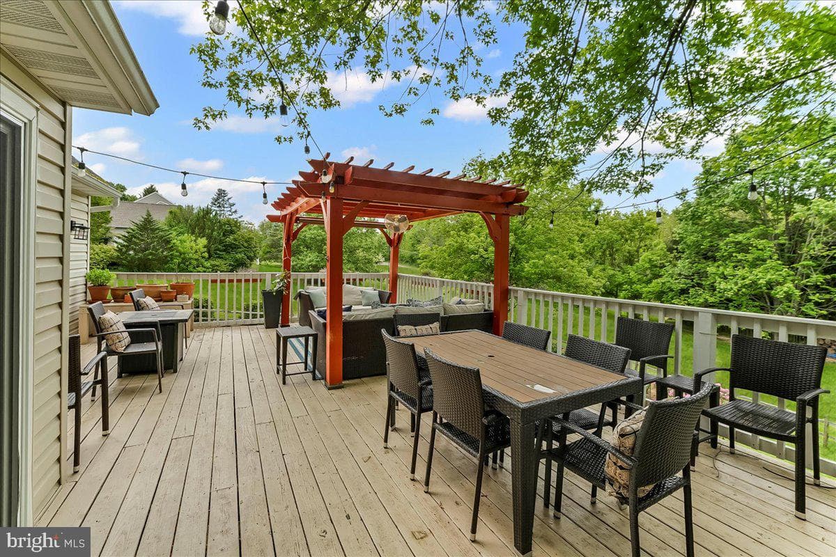 11 White Oak Drive photo 50