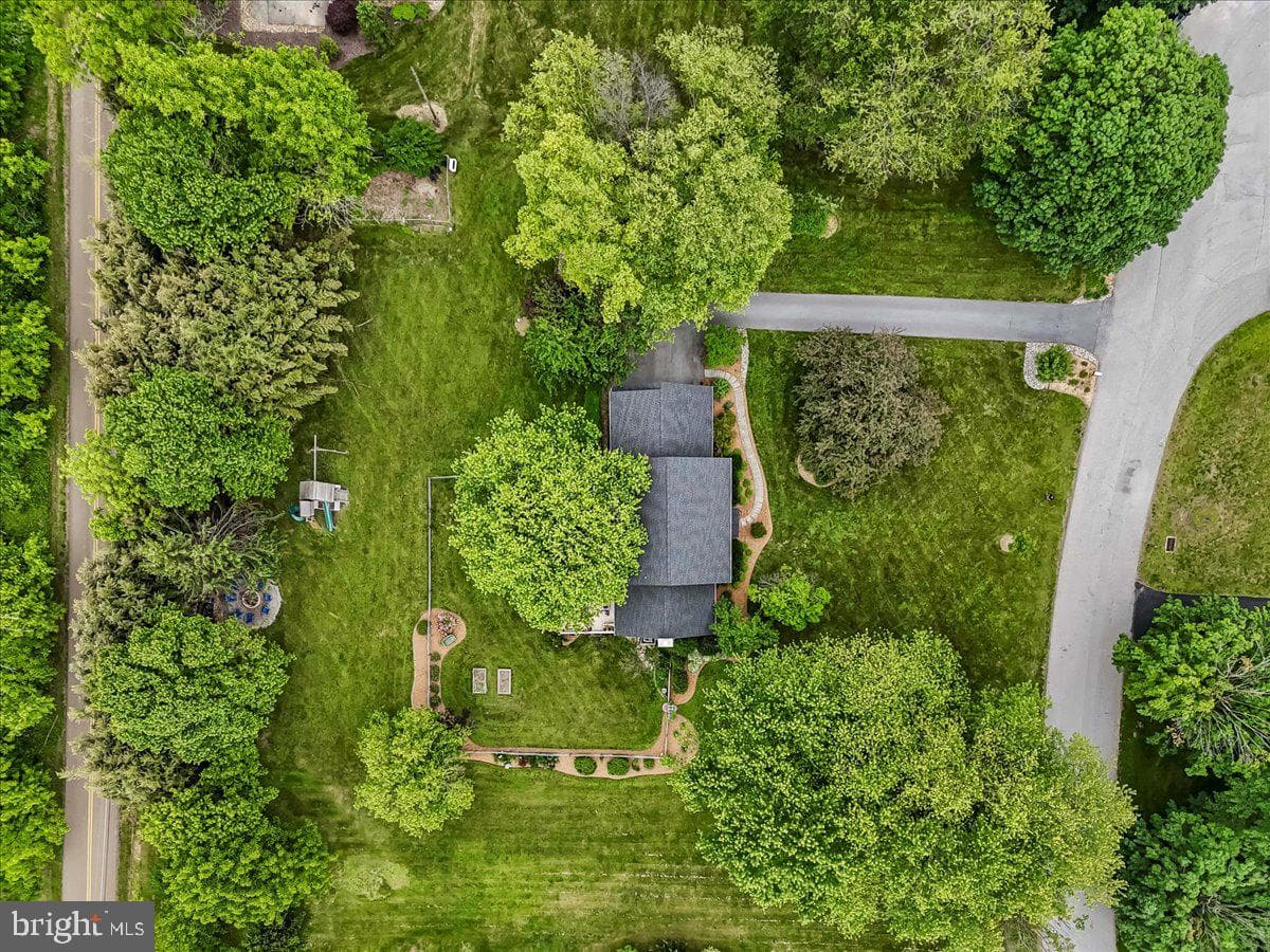 11 White Oak Drive photo 56