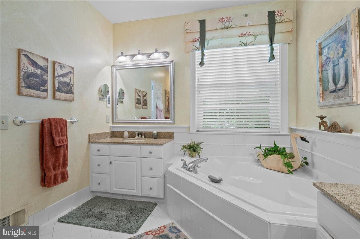 111 Brookline Court photo 21