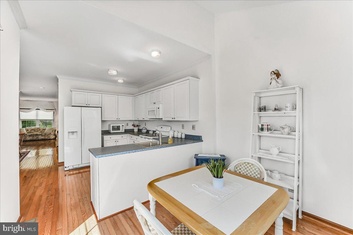 329 Galway Drive photo 14