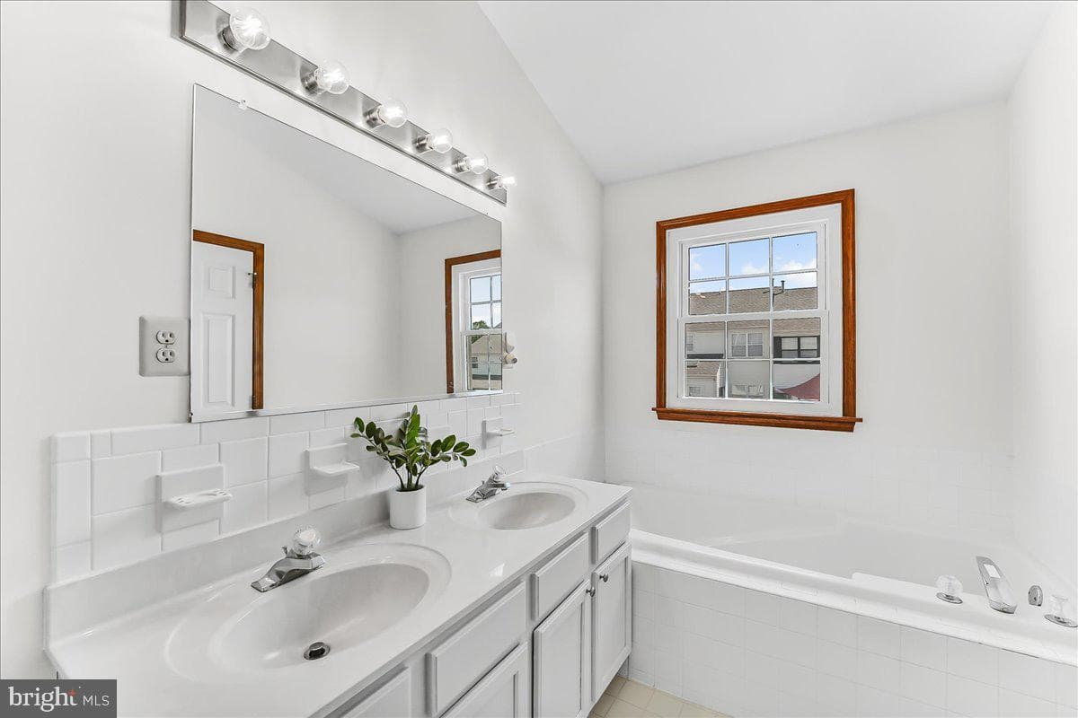329 Galway Drive photo 20