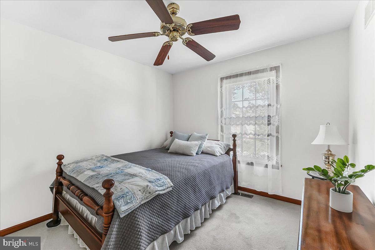 329 Galway Drive photo 23