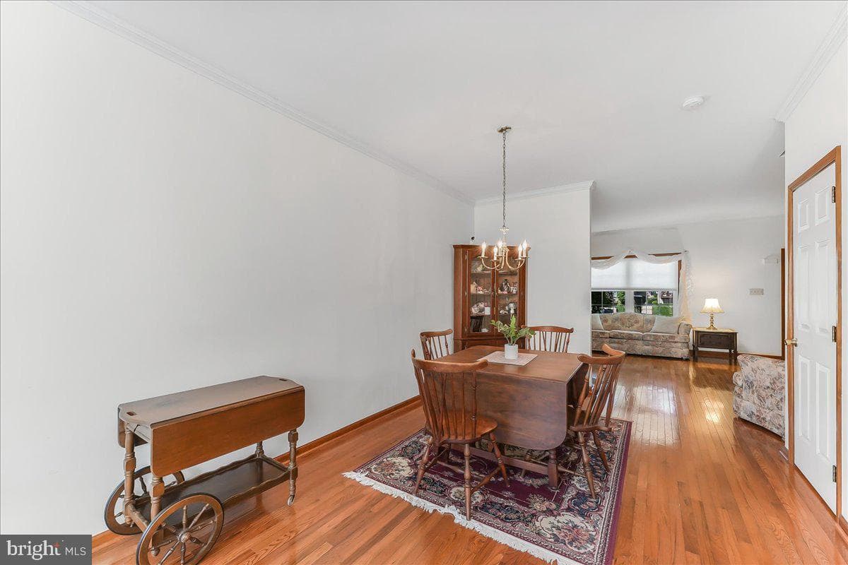 329 Galway Drive photo 7
