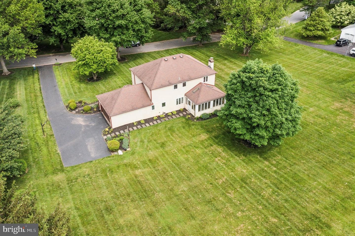 1058 Stable Lane photo 31