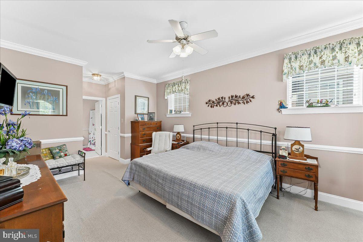 604 Rose Tree Lane photo 11