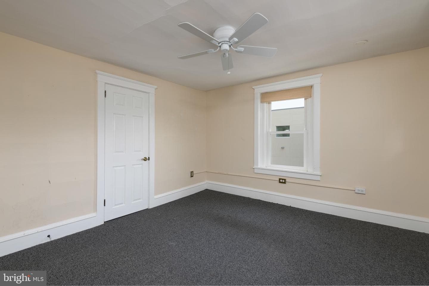 516 E Lancaster Avenue photo 26