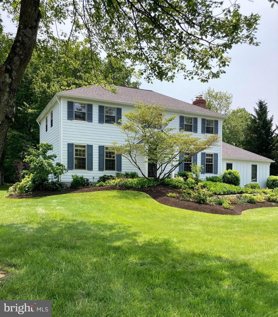 1506 Canterbury Lane photo 1