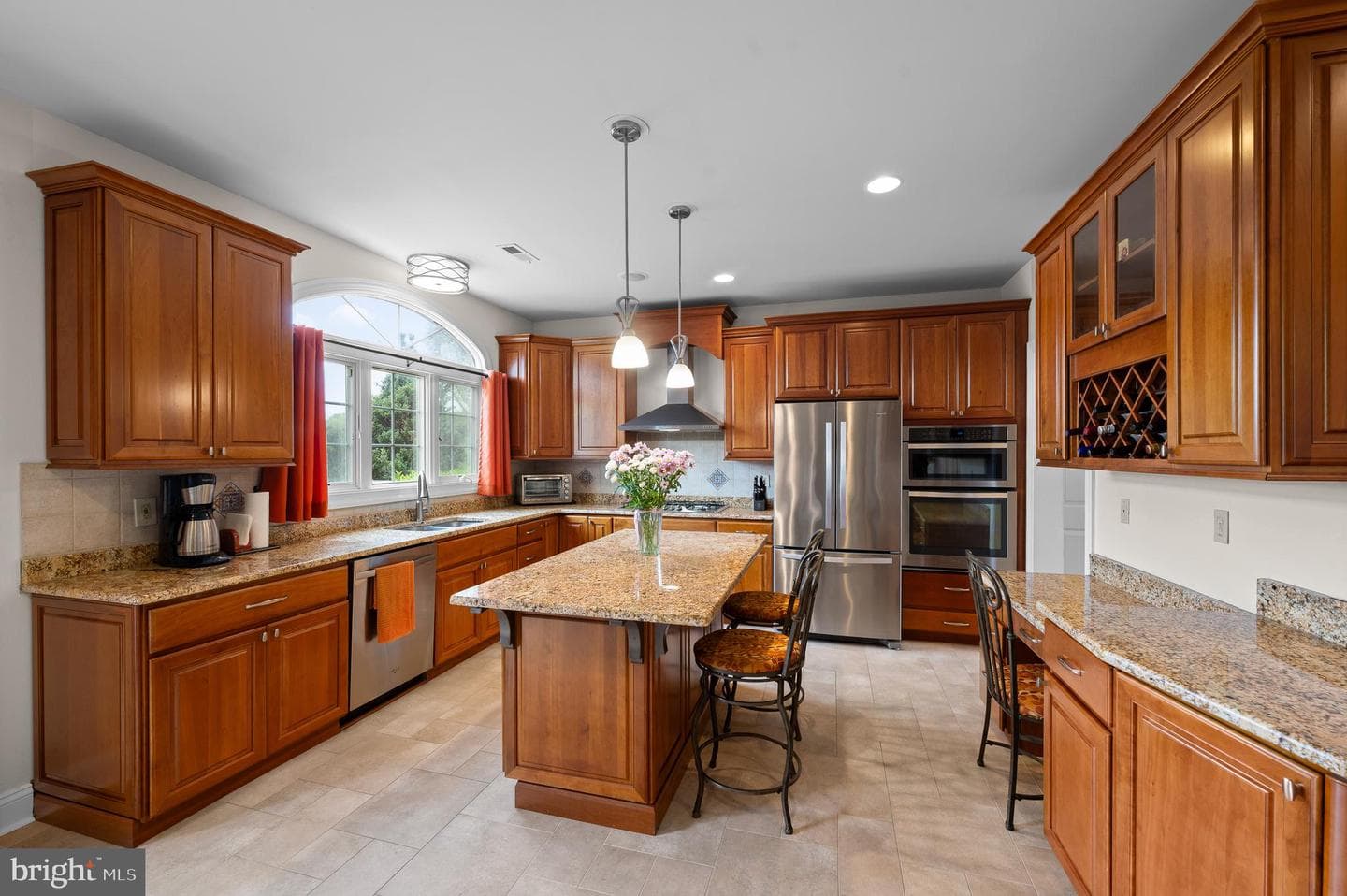 22 Gregory Lane photo 12