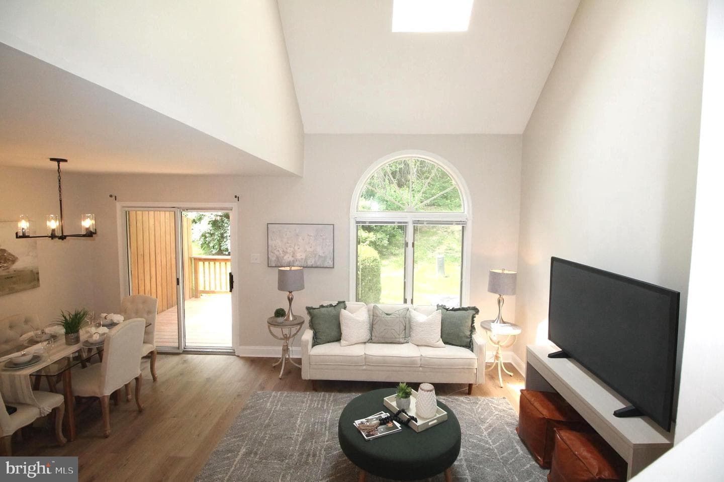 65 E Jonathan Court #65 photo 14