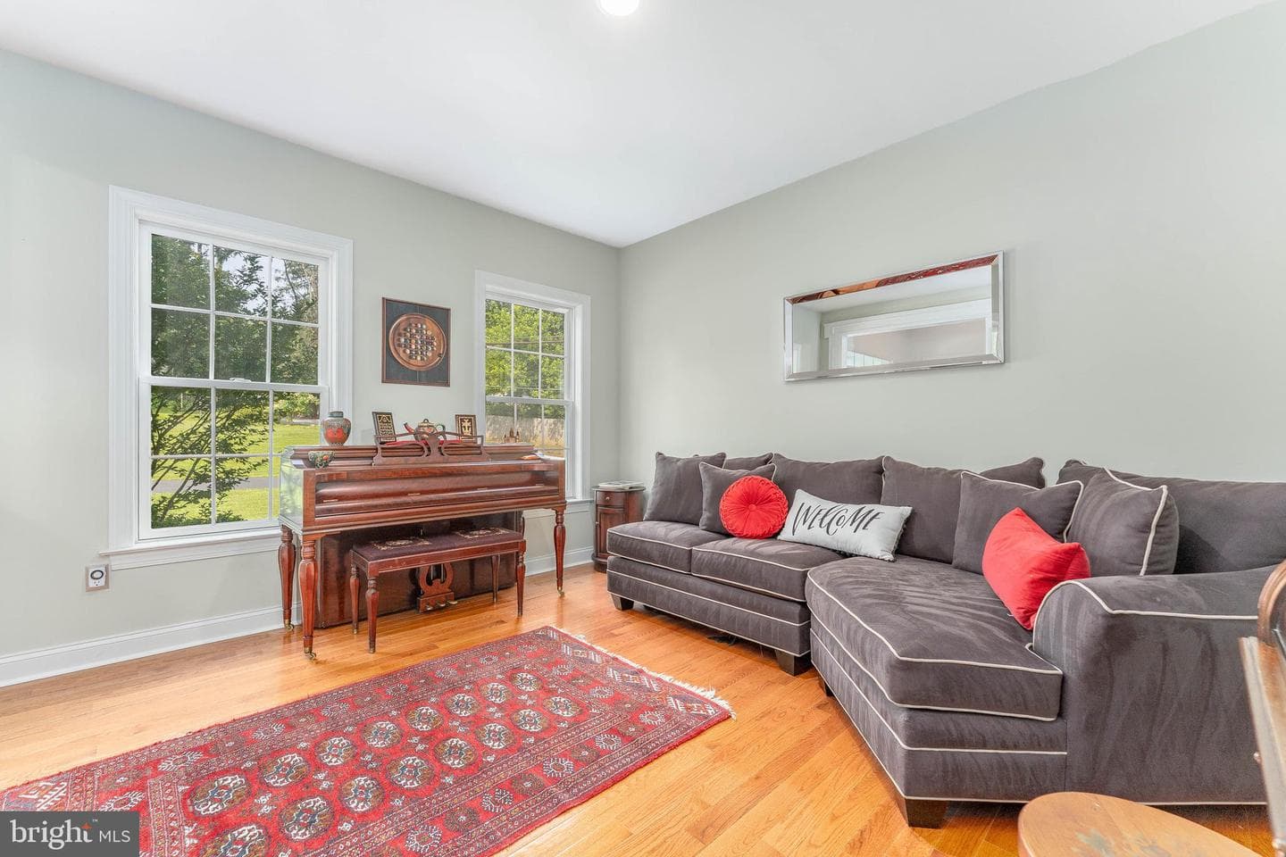 975 S Waterloo Road photo 10