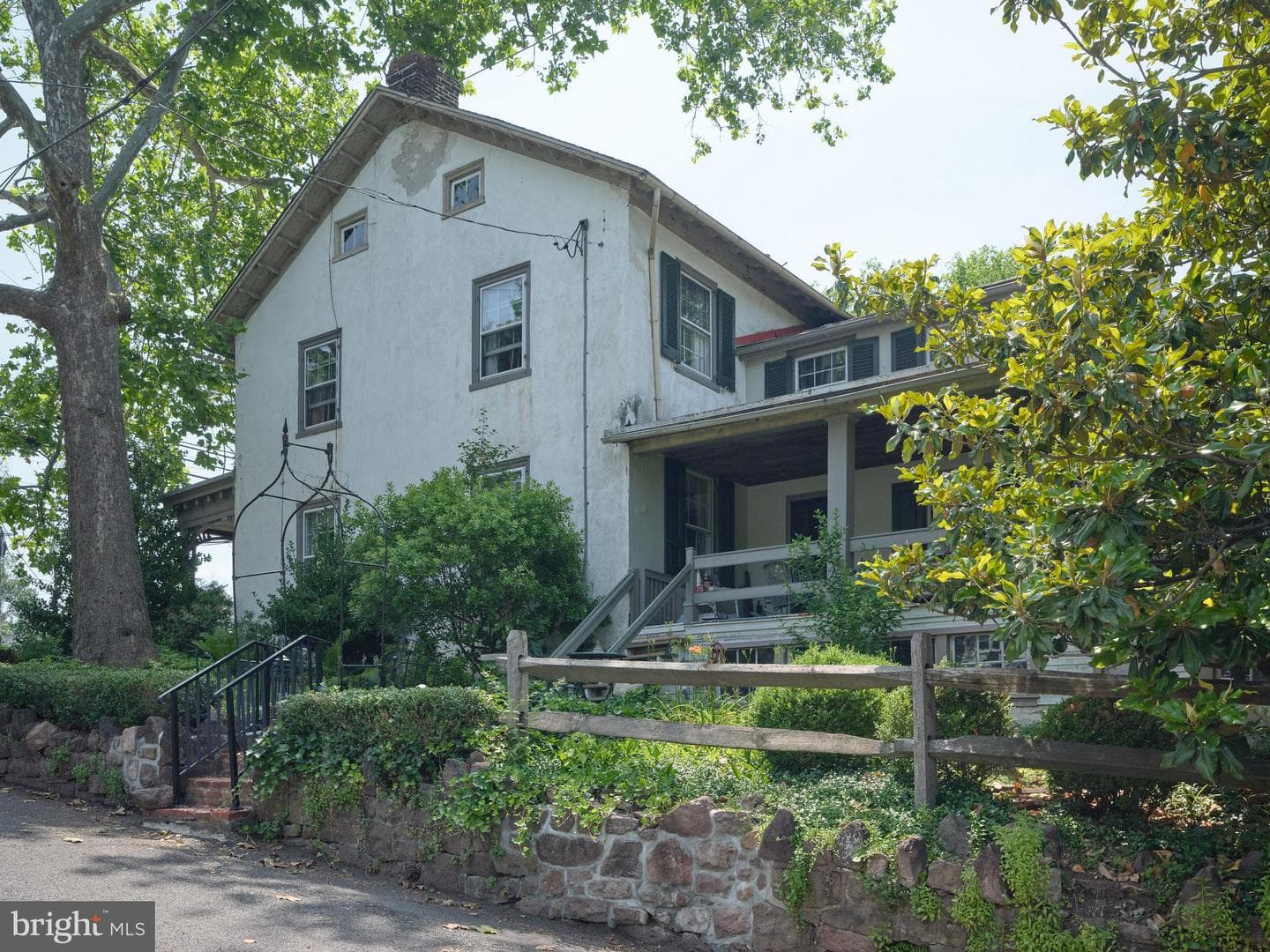 993 E Schuylkill Road photo 24