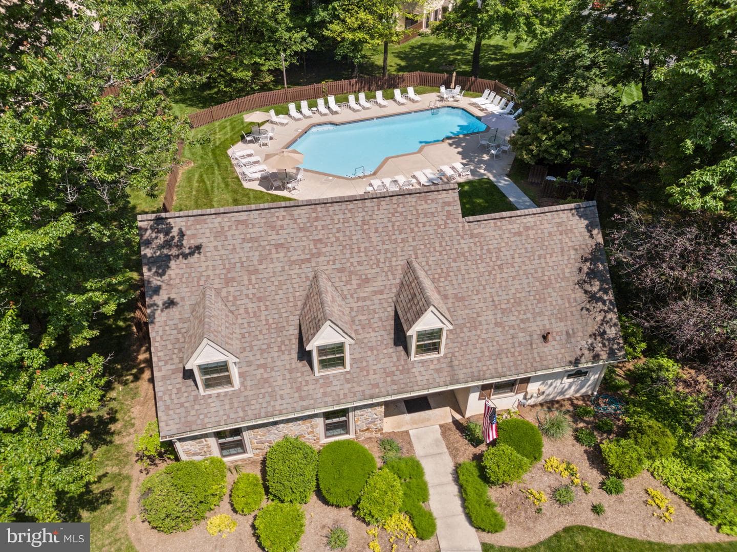 1804 Weatherstone Drive photo 36