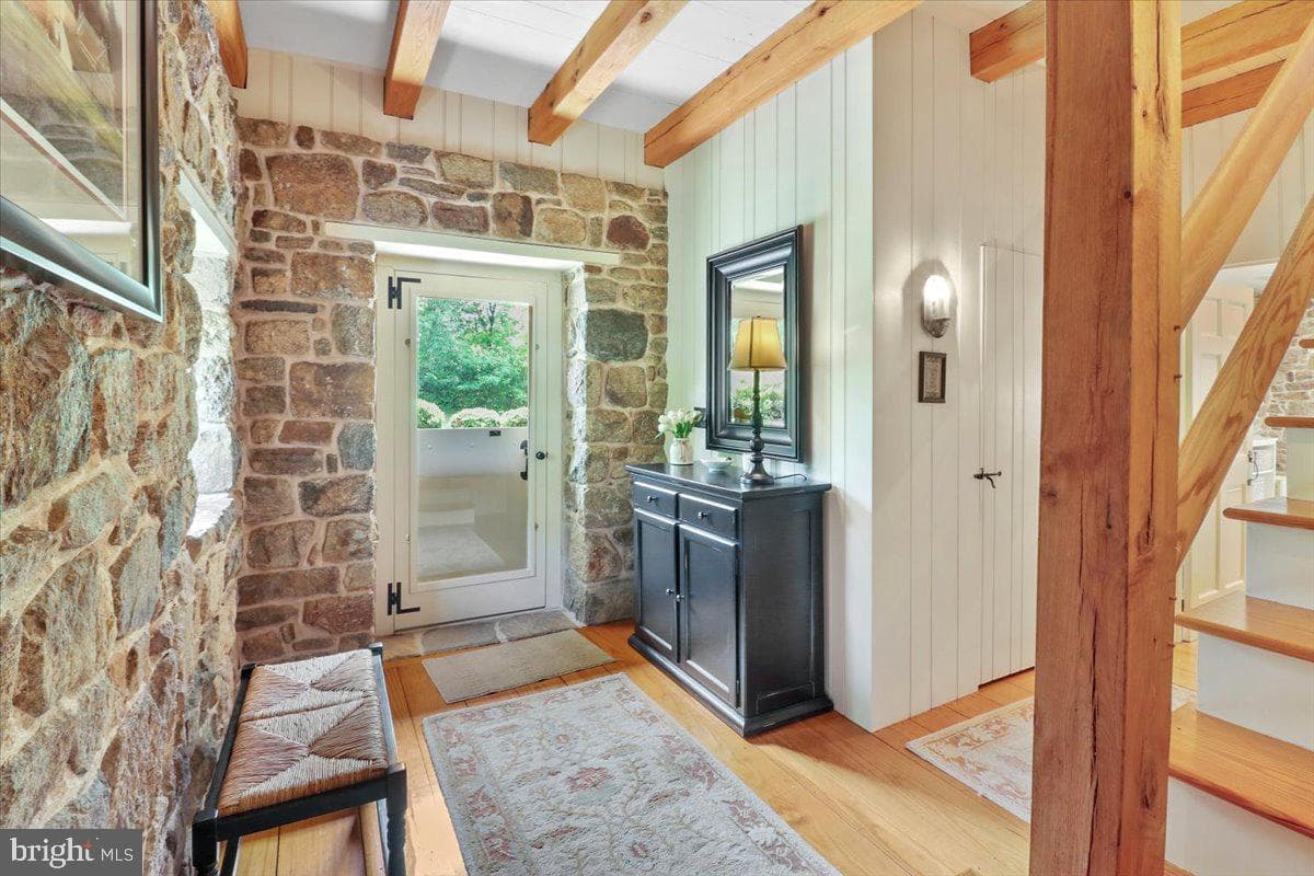 11 Brownstone Lane photo 14