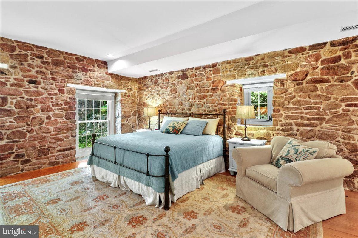 11 Brownstone Lane photo 18