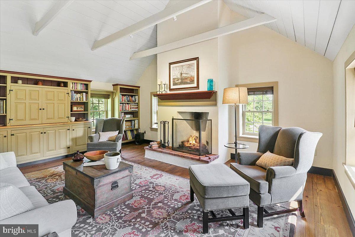 11 Brownstone Lane photo 31